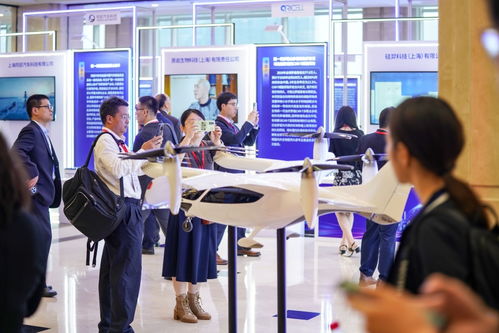 聚上海,創(chuàng)未來(lái) 第四屆 海聚英才 全球創(chuàng)新創(chuàng)業(yè)峰會(huì)在滬開(kāi)幕